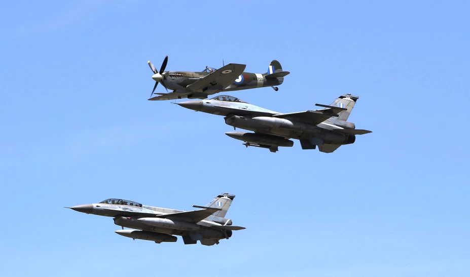 Στην Κέρκυρα η πρώτη προσγείωση του ιστορικού Spitfire της ΠΑ